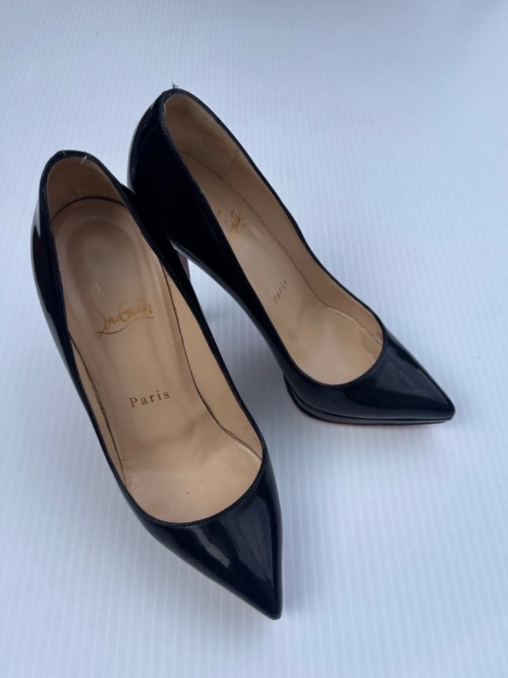 Christian Louboutin Sz 35 Black Patent Leather Heels 4.25" - Picture 2 of 7